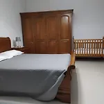 Vivenda Eiras 招待所 3*