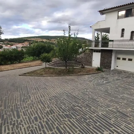 Vivenda Eiras 3* Vale de Porco (Braganca)