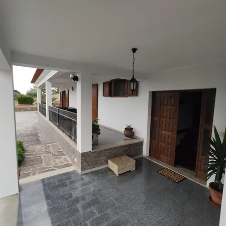 Vivenda Eiras *