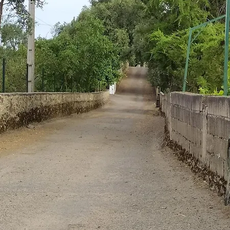 بيت ضيافة Vivenda Eiras Vale de Porco (Braganca)