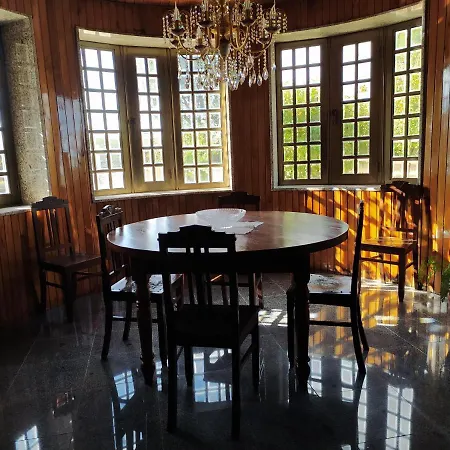 Vivenda Eiras 招待所