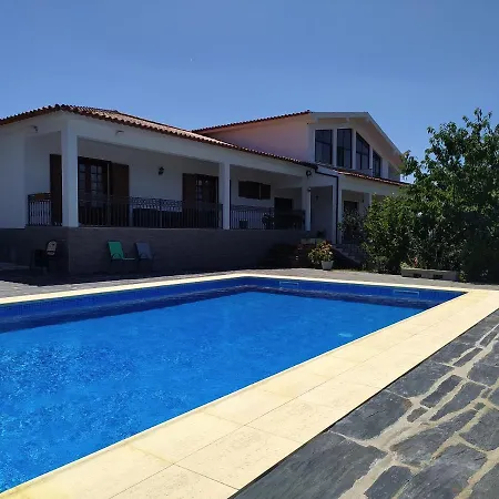 Vivenda Eiras Guest house Vale de Porco