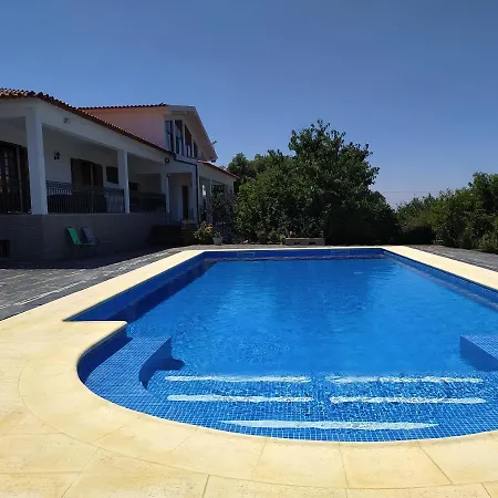 Vivenda Eiras 招待所 Vale de Porco (Braganca)