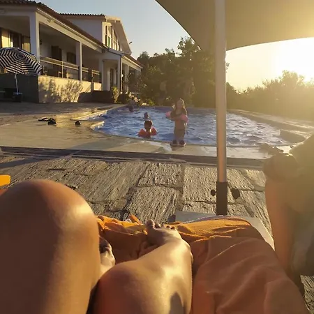 招待所 Vivenda Eiras 3*