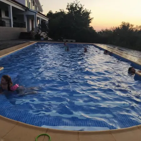 Vivenda Eiras 招待所 Vale de Porco (Braganca)