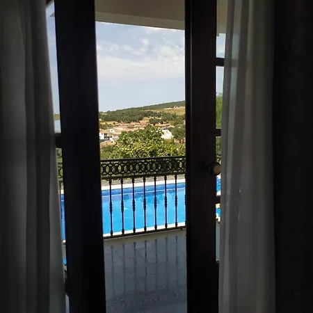 Vivenda Eiras 3*
