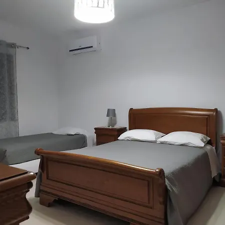 Vivenda Eiras 招待所