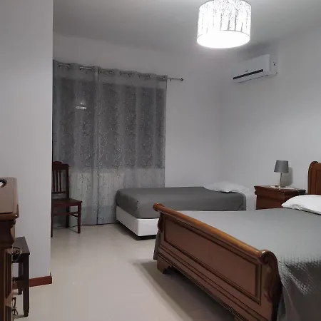 بيت ضيافة Vivenda Eiras