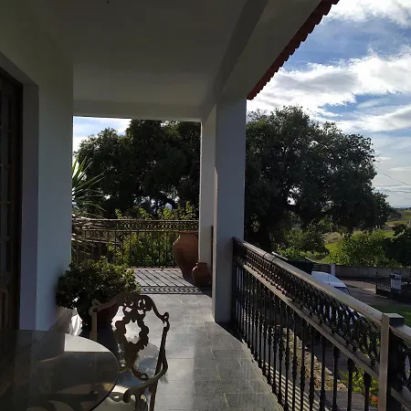 Vivenda Eiras Vale de Porco