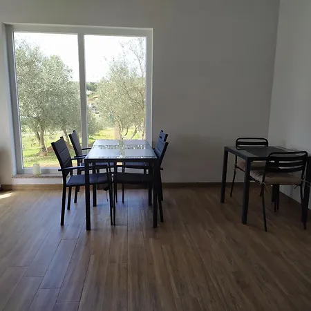 بيت ضيافة Vivenda Eiras Vale de Porco (Braganca)