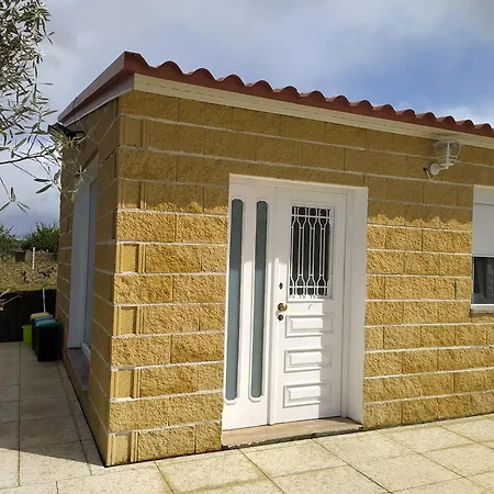 بيت ضيافة Vivenda Eiras *