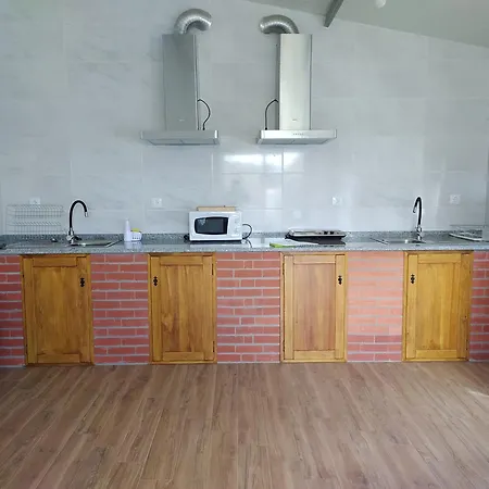 Vivenda Eiras 3*