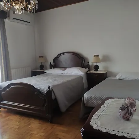 Vivenda Eiras Guest house