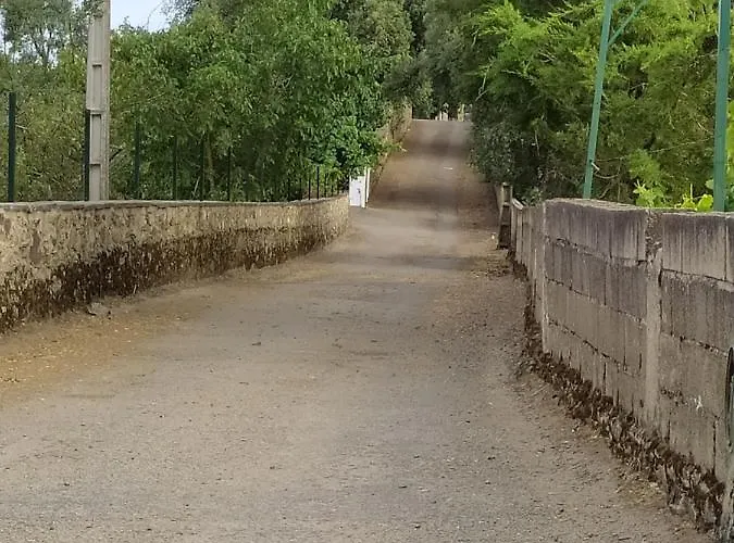 게스트하우스 Vivenda Eiras Vale de Porco (Braganca)