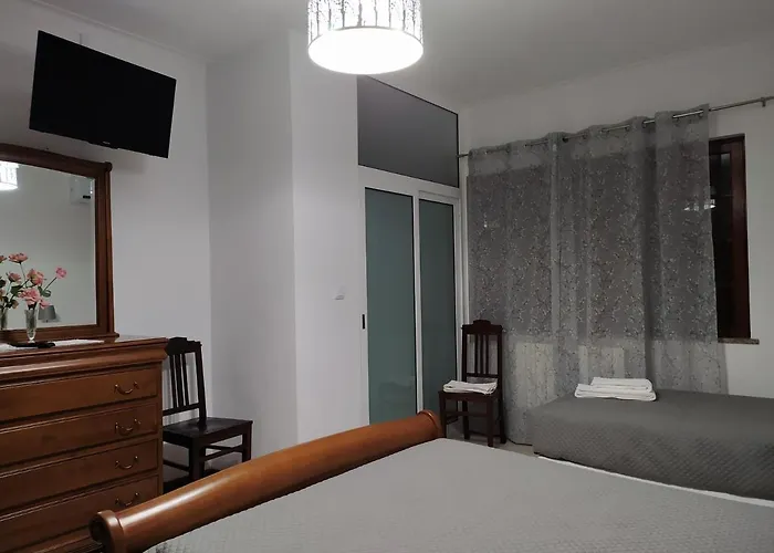 게스트하우스 Vivenda Eiras Vale de Porco (Braganca)