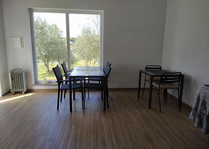 بيت ضيافة Vivenda Eiras Vale de Porco (Braganca)